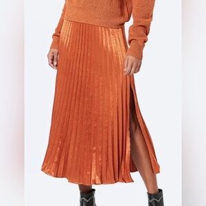MINKPINK Rust Pumpkin Pleated Slit Skirt, Size XS